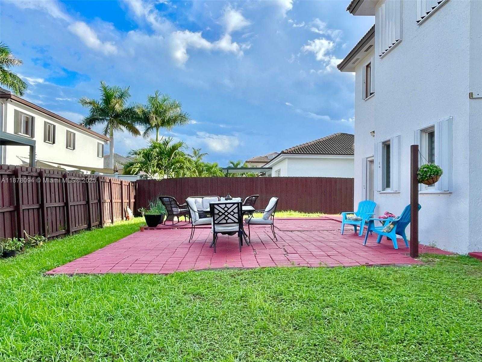 Small Image of 1351 SOUTH WEST 154TH CT #1351, Miami Number 7