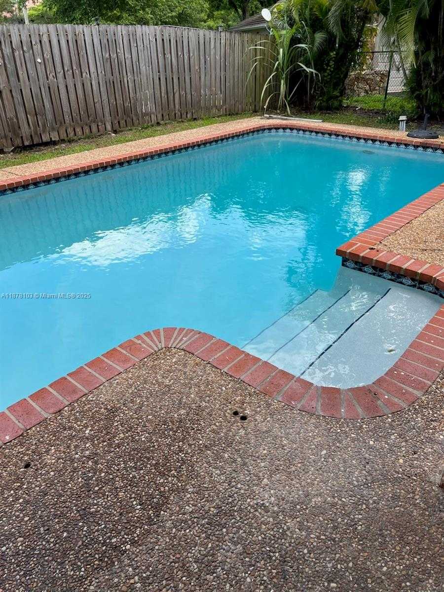 Small Image of 2355 NORTH WEST 120TH LN, Coral Springs Number 15