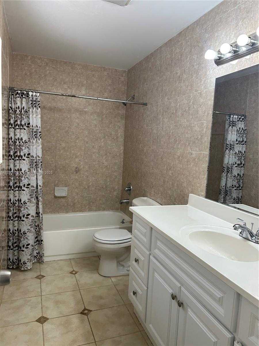Small Image of 2355 NORTH WEST 120TH LN, Coral Springs Number 20