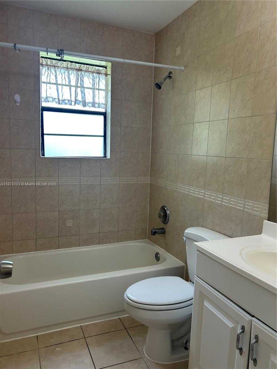 Small Image of 2355 NORTH WEST 120TH LN, Coral Springs Number 23