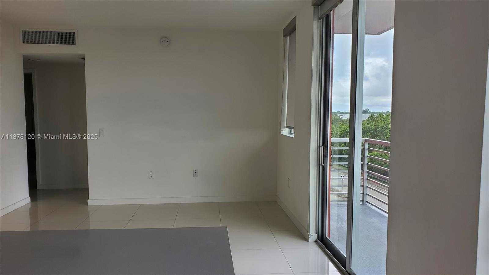 Small Image of 7875 NORTH WEST 107TH AVE #416, Doral Number 5