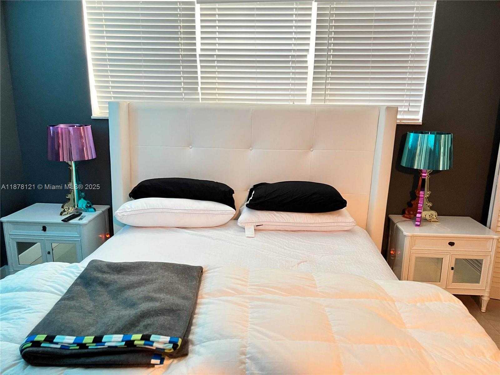 Small Image of 1750 JAMES AVE #6D, Miami Beach Number 12