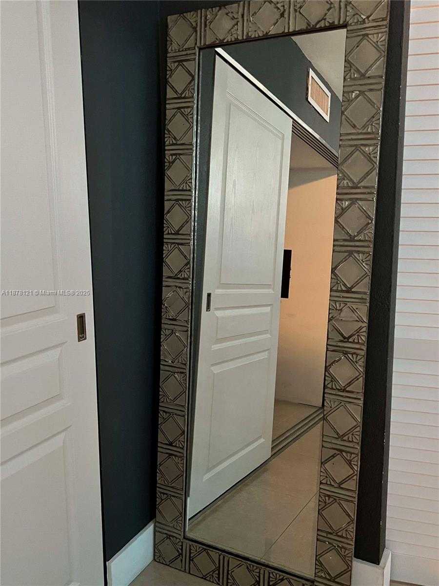 Small Image of 1750 JAMES AVE #6D, Miami Beach Number 19