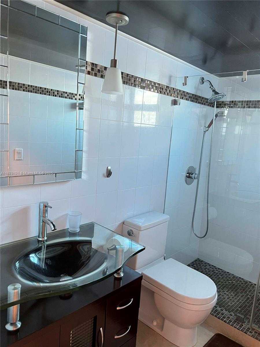 Small Image of 1750 JAMES AVE #6D, Miami Beach Number 20