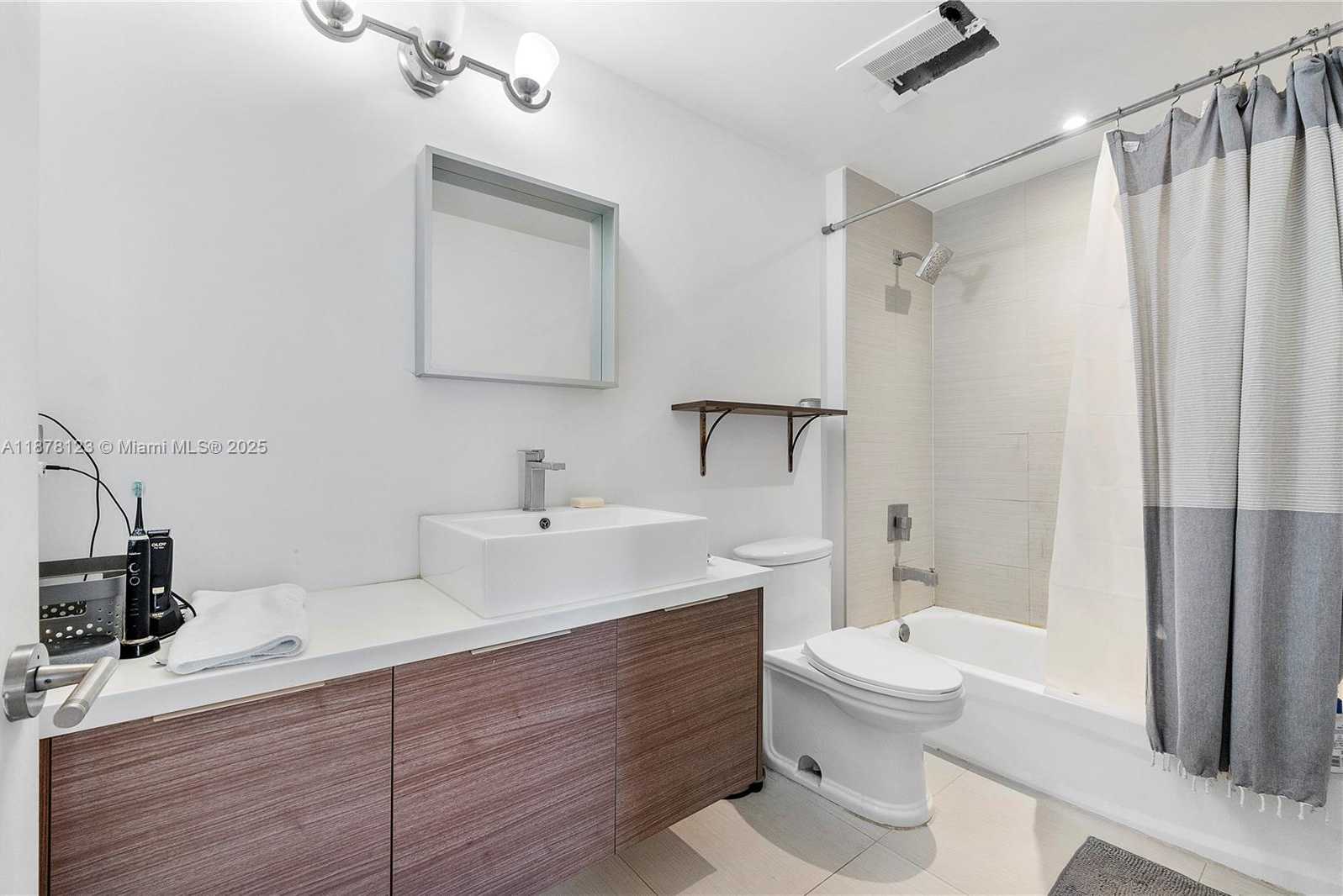 Small Image of 1010 SOUTH WEST 2ND AVE #710, Miami Number 6