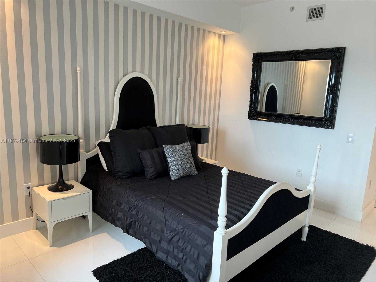 Small Image of 1100 BISCAYNE BLVD #4802, Miami Number 17
