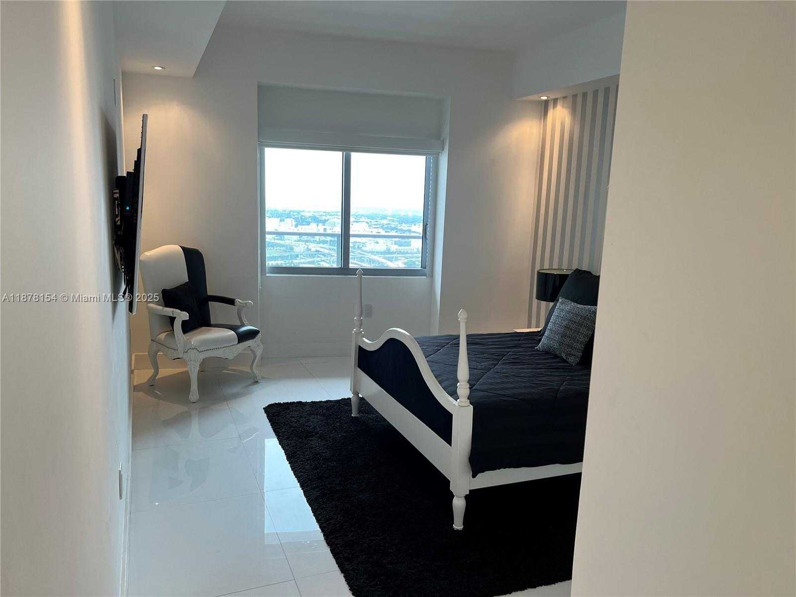 Small Image of 1100 BISCAYNE BLVD #4802, Miami Number 18