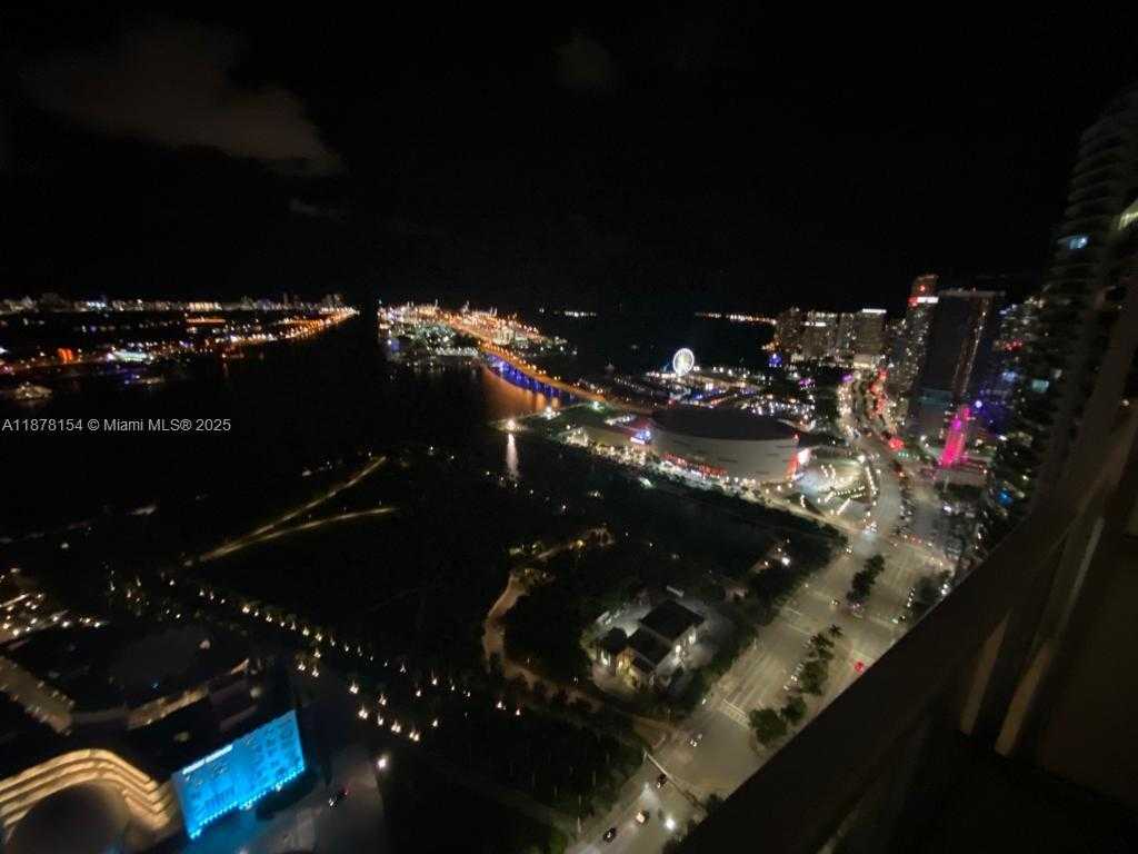 Small Image of 1100 BISCAYNE BLVD #4802, Miami Number 20