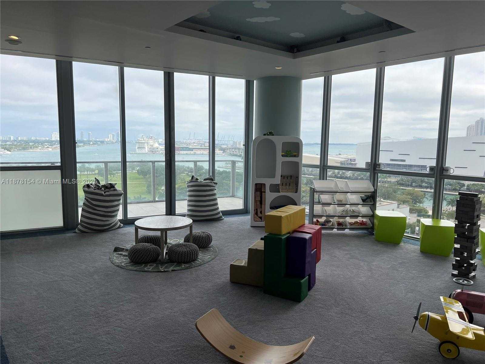 Small Image of 1100 BISCAYNE BLVD #4802, Miami Number 40