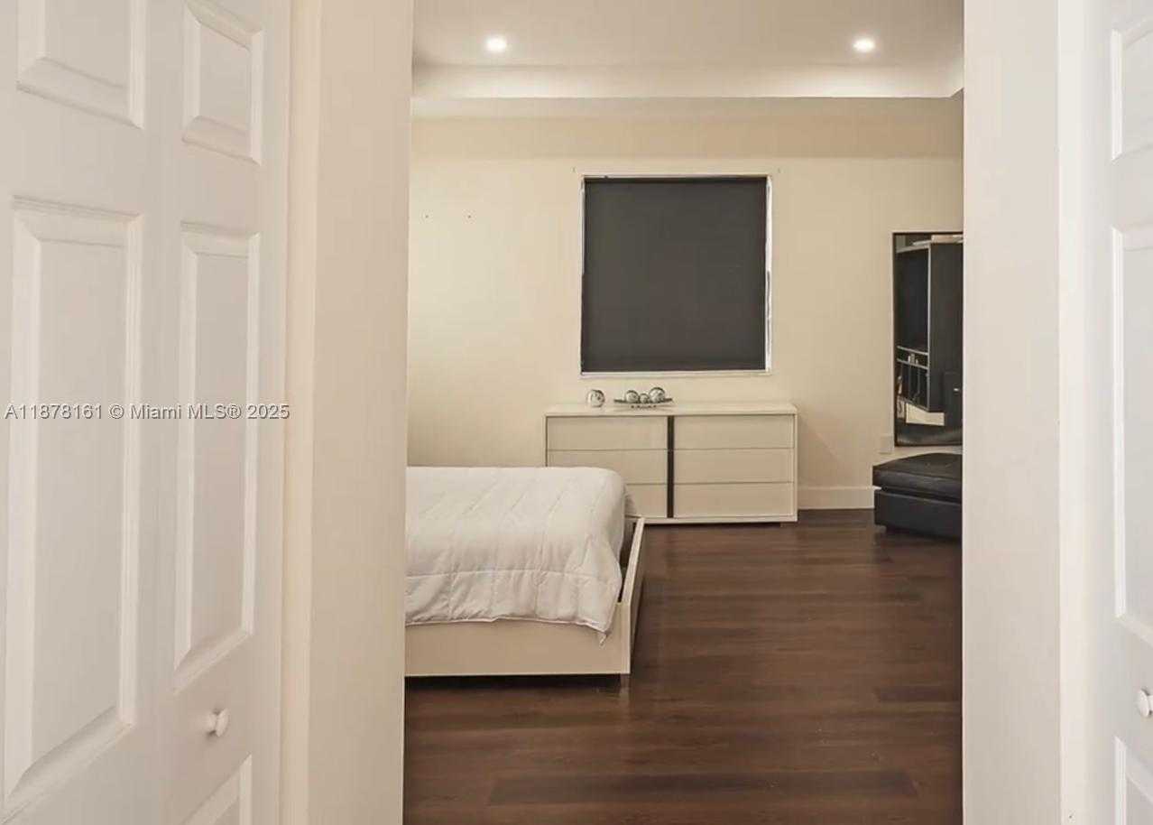 Small Image of 4300 SOUTH WEST 164TH PATH, Miami Number 15