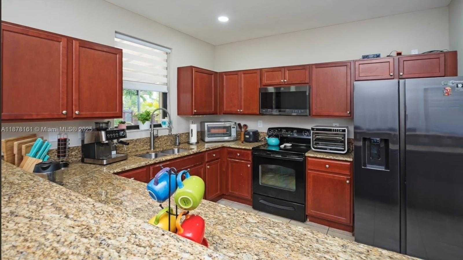 Small Image of 4300 SOUTH WEST 164TH PATH, Miami Number 5