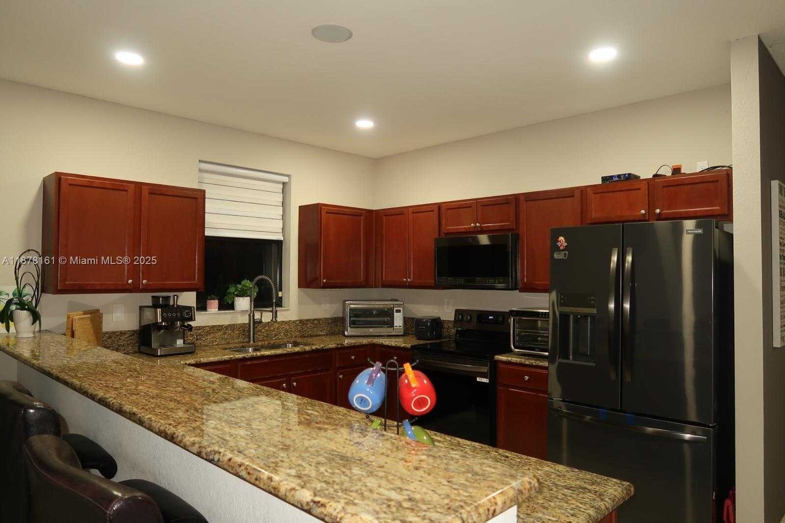 Small Image of 4300 SOUTH WEST 164TH PATH, Miami Number 6