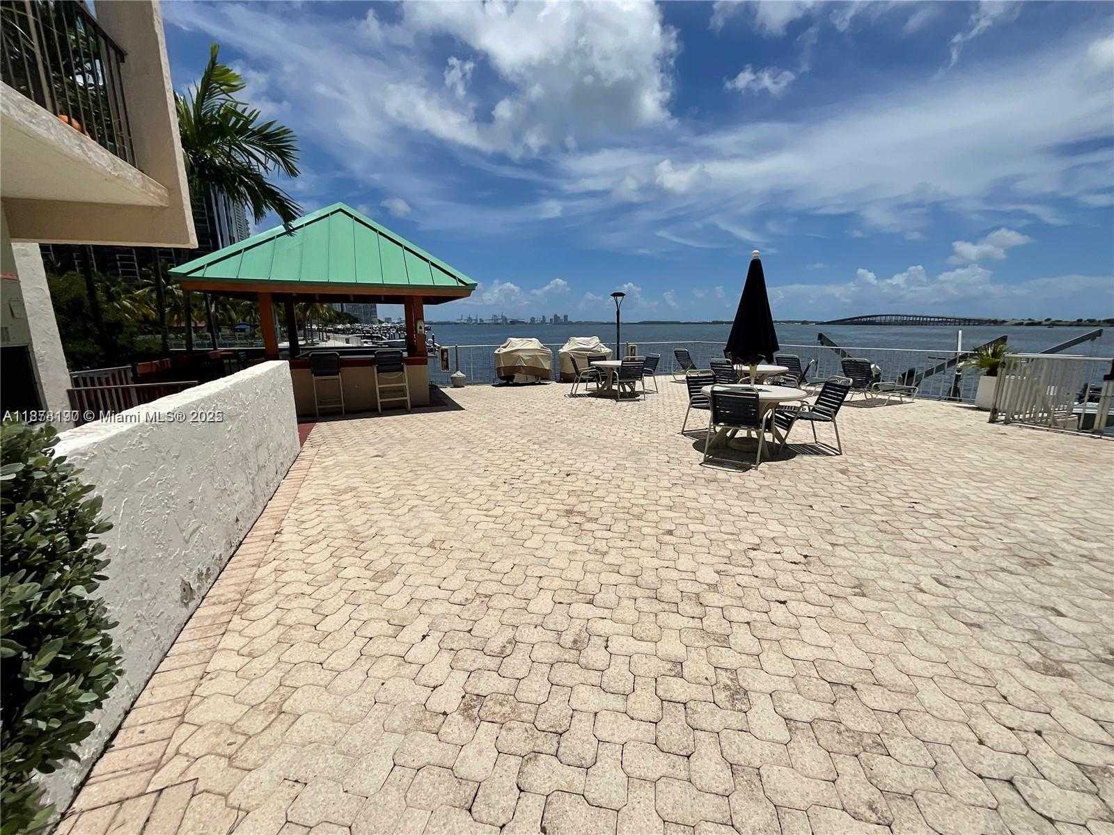 Small Image of 2201 BRICKELL AVE #25, Miami Number 2