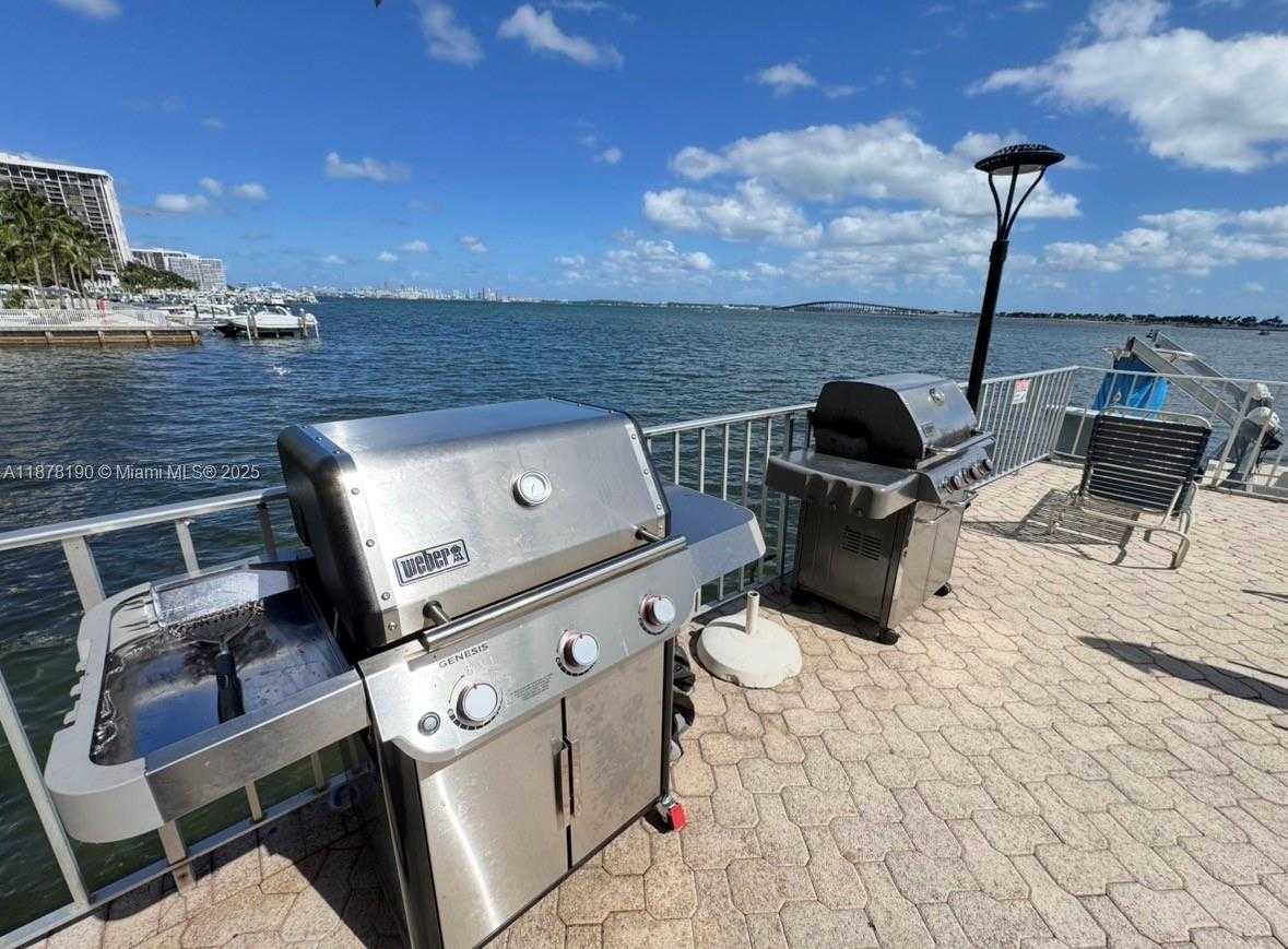 Small Image of 2201 BRICKELL AVE #25, Miami Number 27