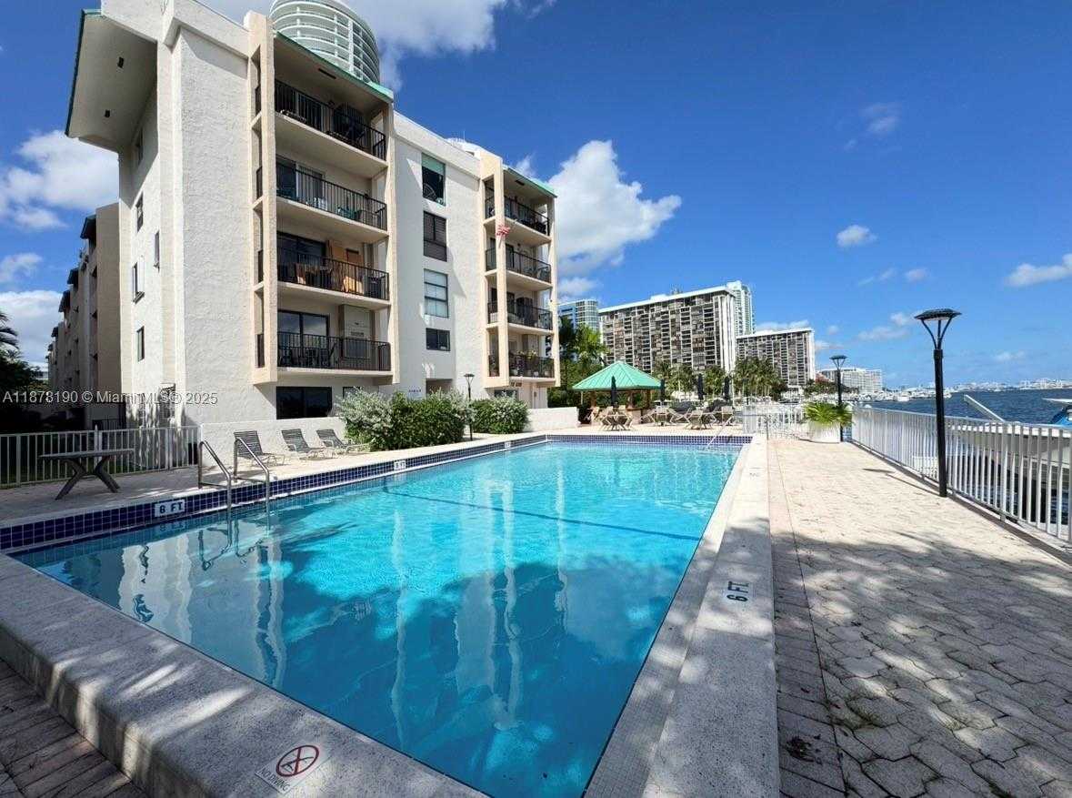 Small Image of 2201 BRICKELL AVE #25, Miami Number 28