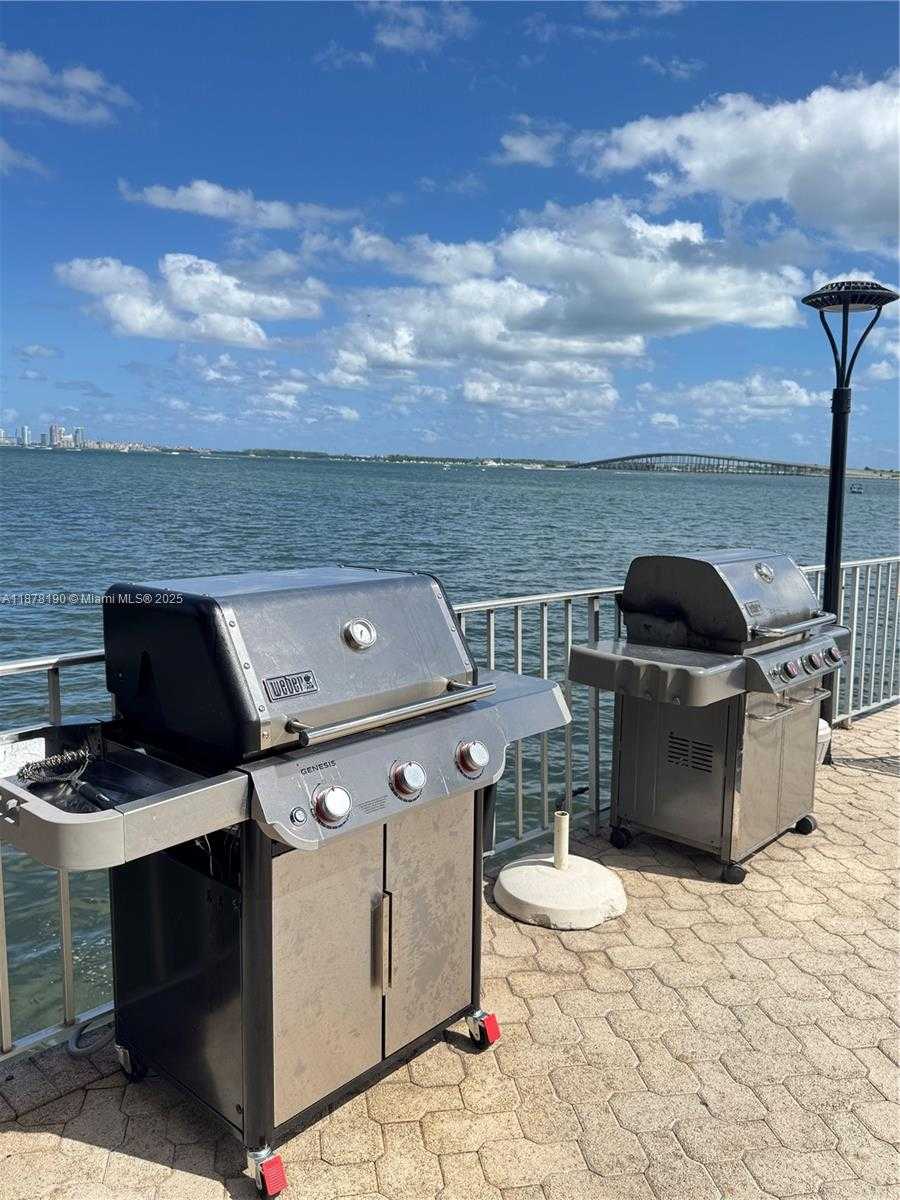 Small Image of 2201 BRICKELL AVE #25, Miami Number 38