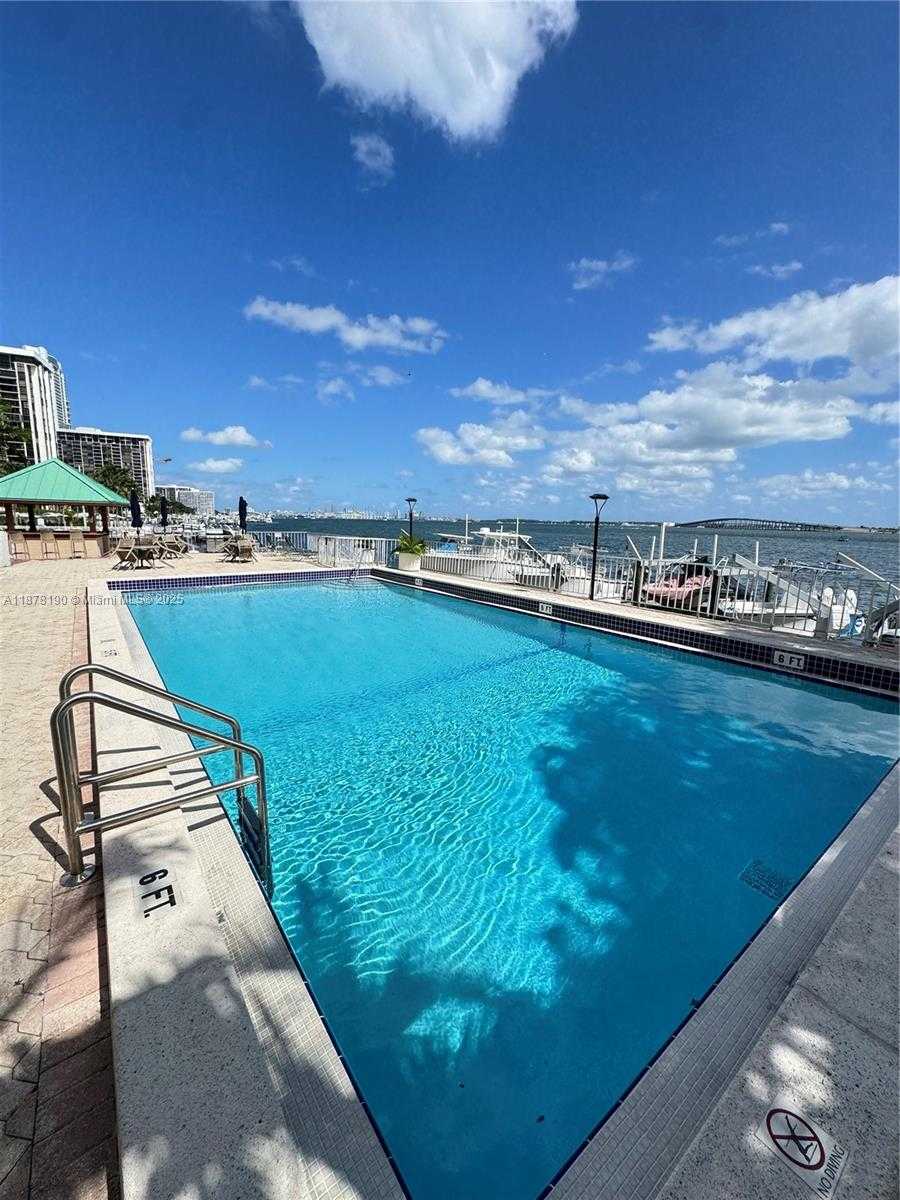 Small Image of 2201 BRICKELL AVE #25, Miami Number 40