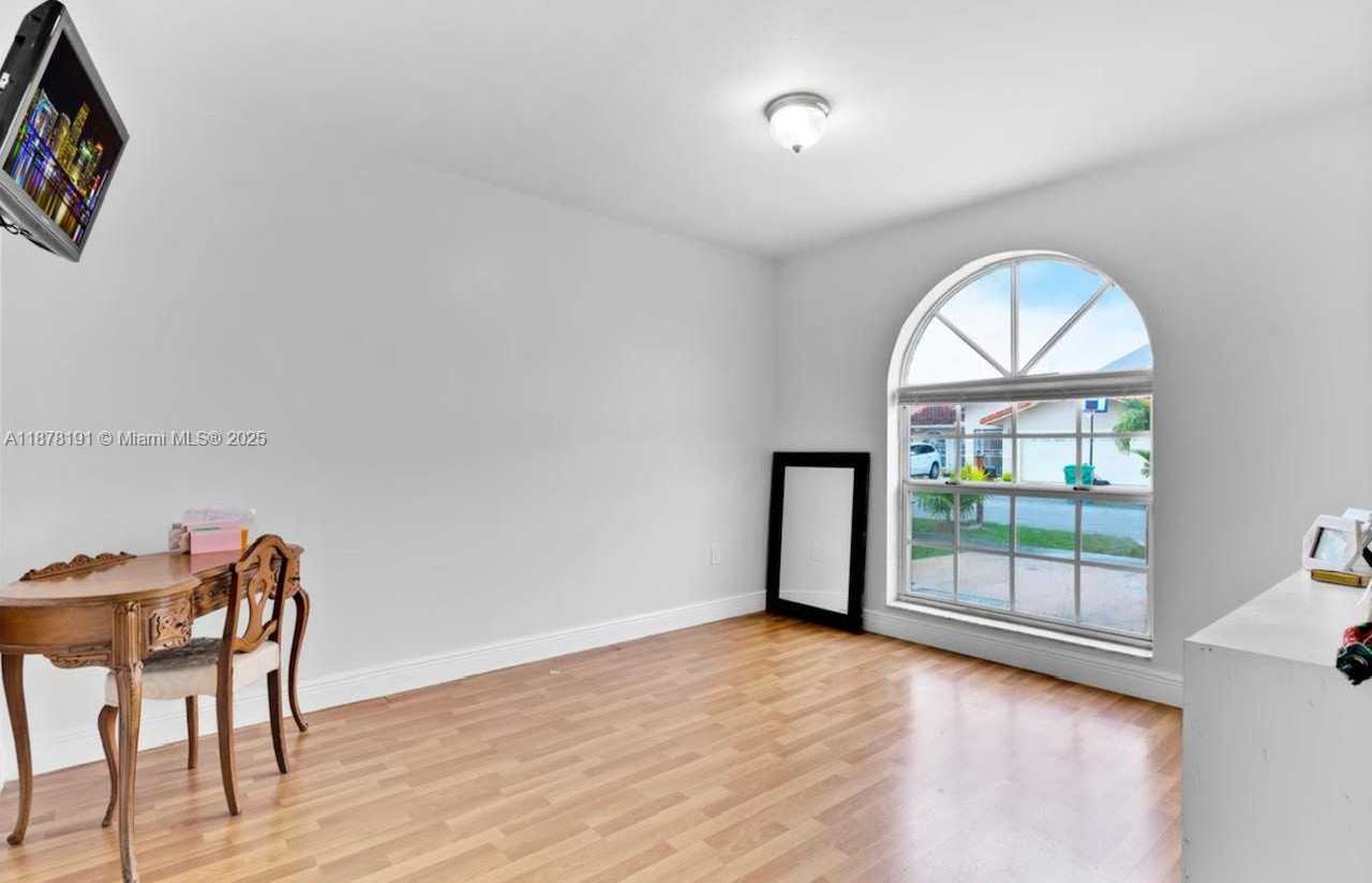 Small Image of 14214 SOUTH WEST 53RD ST #14214, Miami Number 15