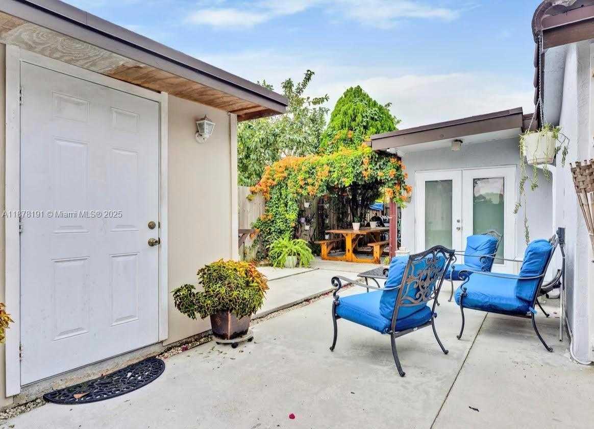 Small Image of 14214 SOUTH WEST 53RD ST #14214, Miami Number 23