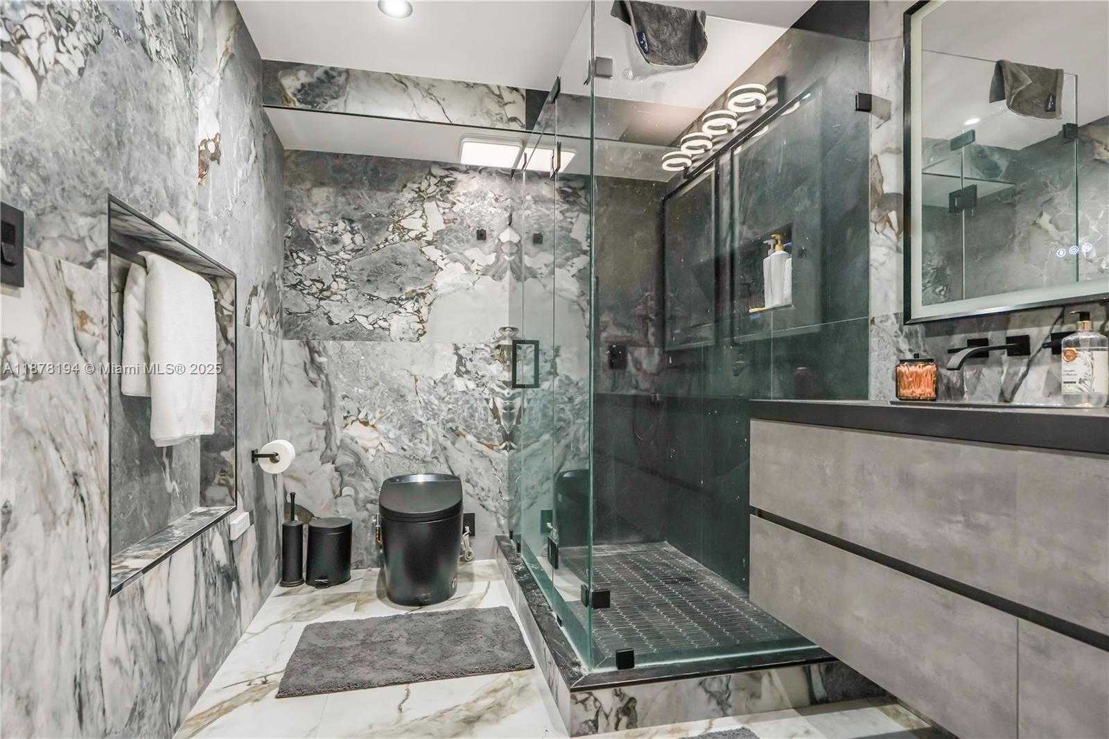 Small Image of 3800 SOUTH OCEAN DR #407, Hollywood Number 21