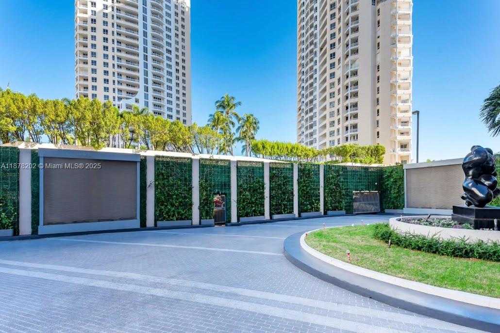 Small Image of 540 BRICKELL KEY DR #803, Miami Number 30