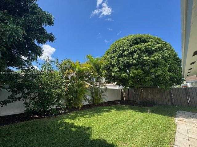 Small Image of 10514 SOUTH WEST 127TH CT, Miami Number 33