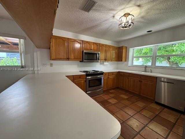 Small Image of 10514 SOUTH WEST 127TH CT, Miami Number 9