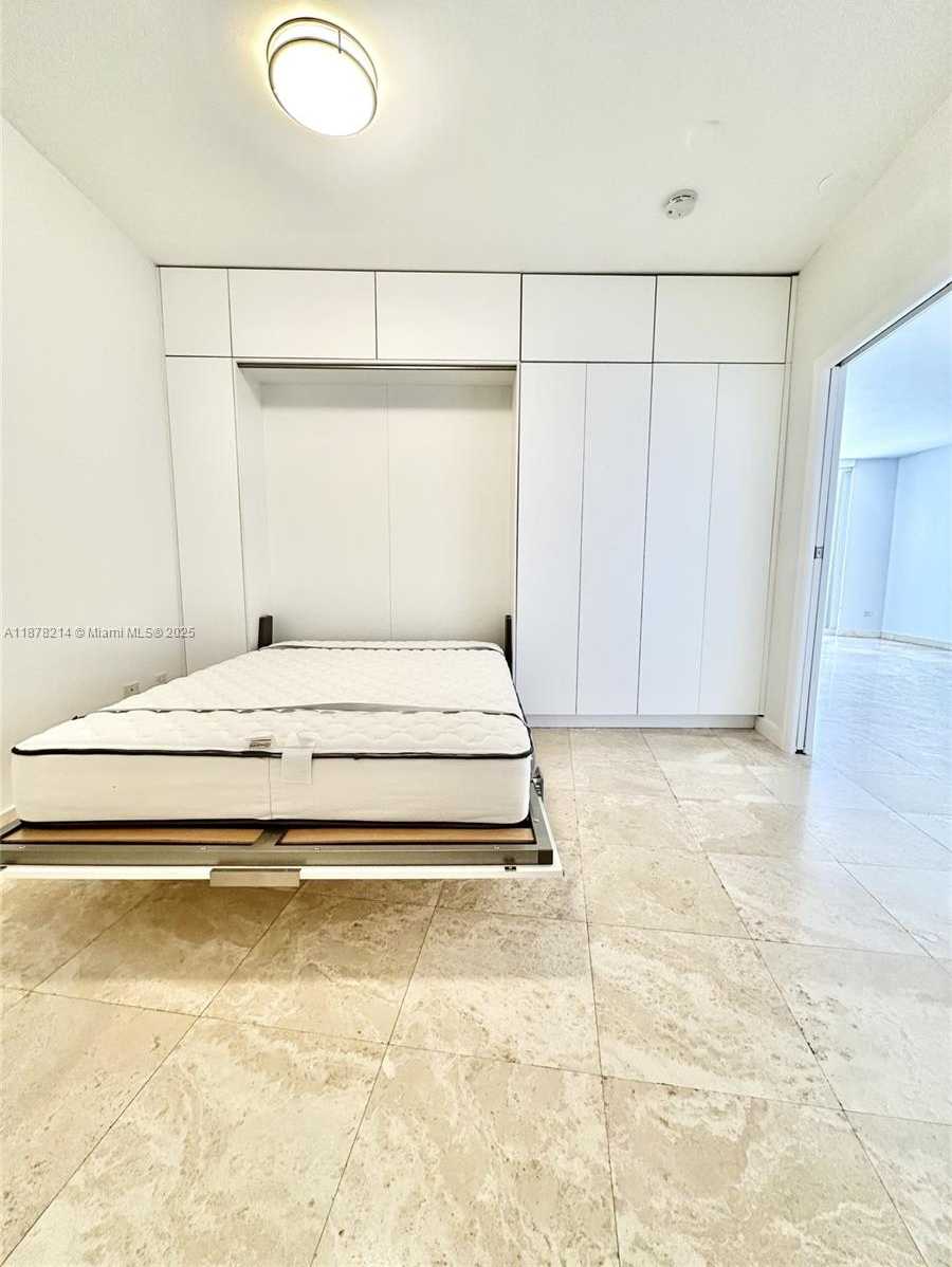 Small Image of 808 BRICKELL KEY DR #3106, Miami Number 12
