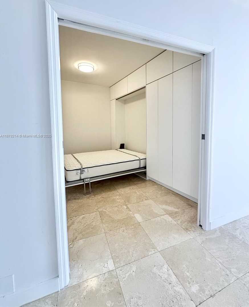 Small Image of 808 BRICKELL KEY DR #3106, Miami Number 14