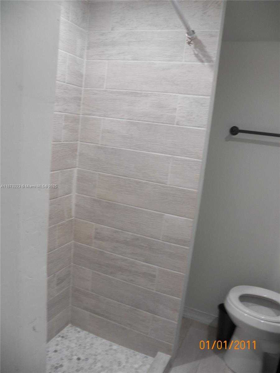Small Image of 6451 COOLIDGE ST #1, Hollywood Number 6