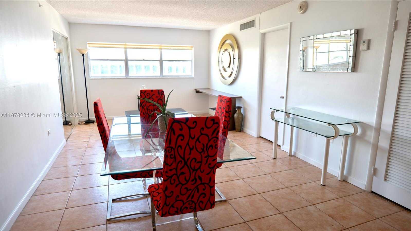 Small Image of 1881 WASHINGTON AVE #6H, Miami Beach Number 11