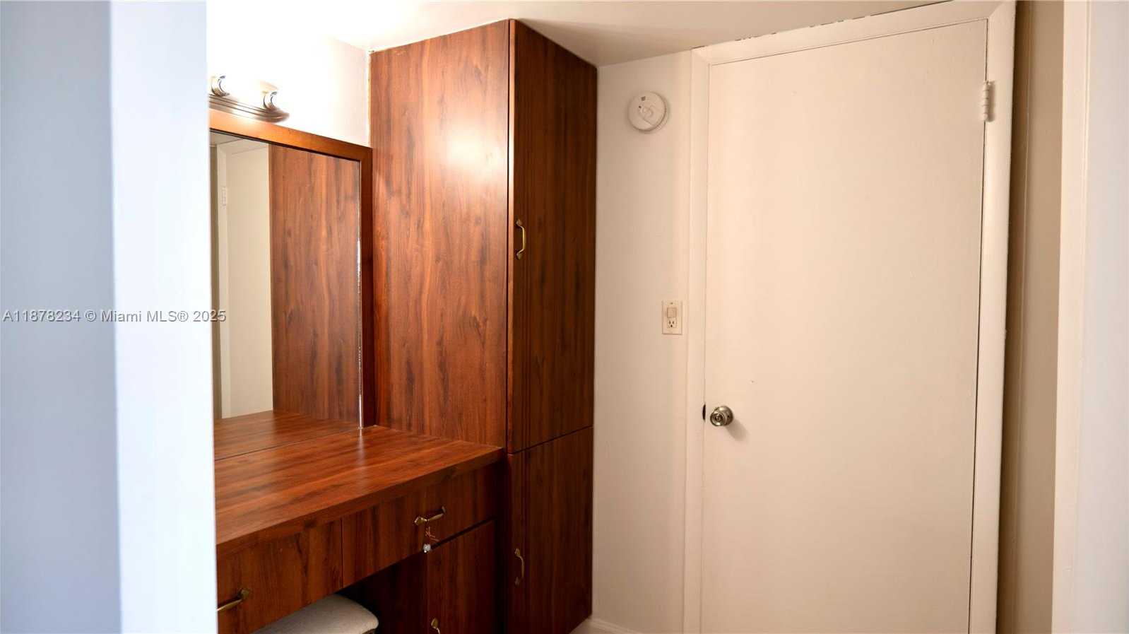 Small Image of 1881 WASHINGTON AVE #6H, Miami Beach Number 14