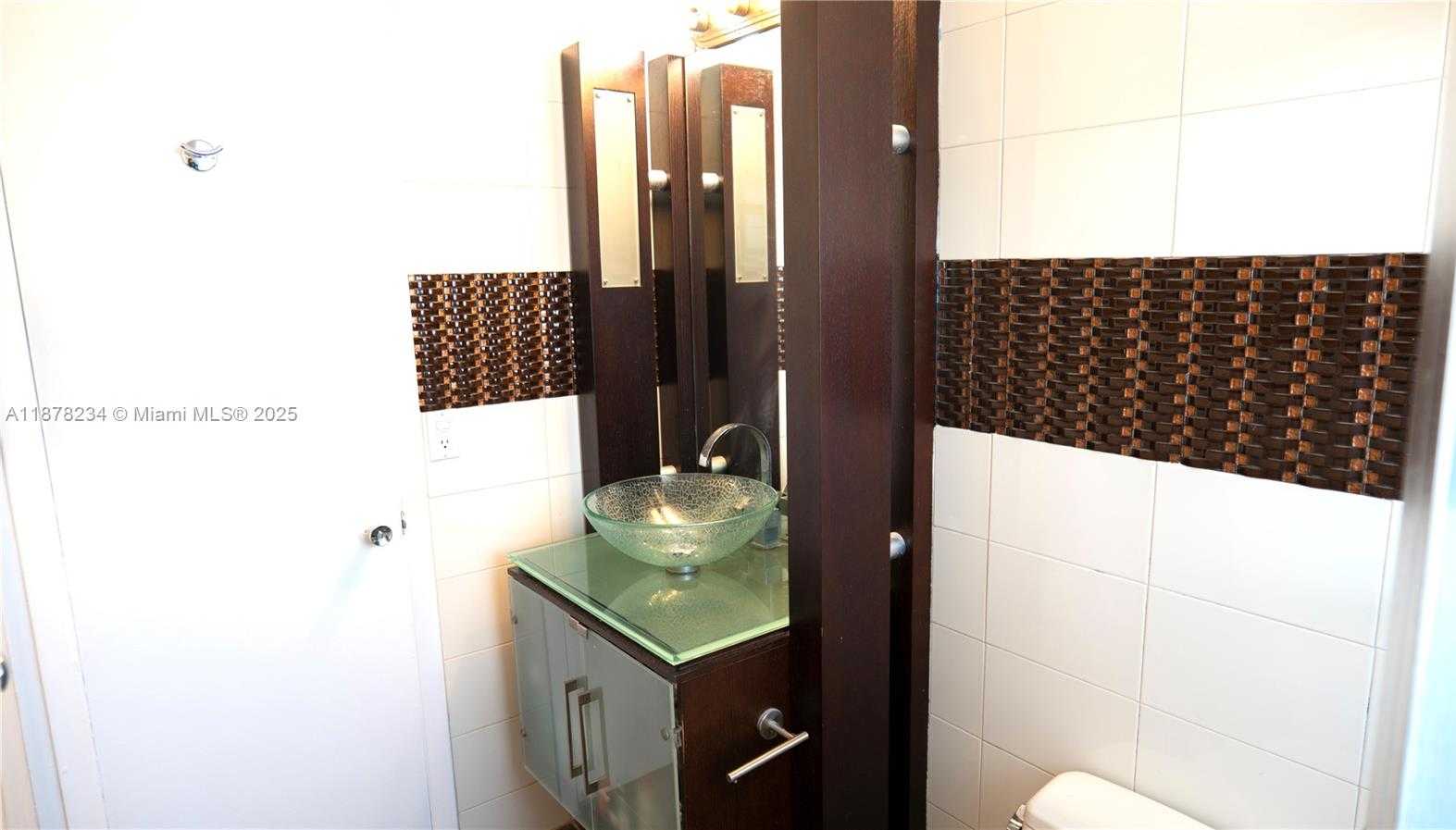 Small Image of 1881 WASHINGTON AVE #6H, Miami Beach Number 16