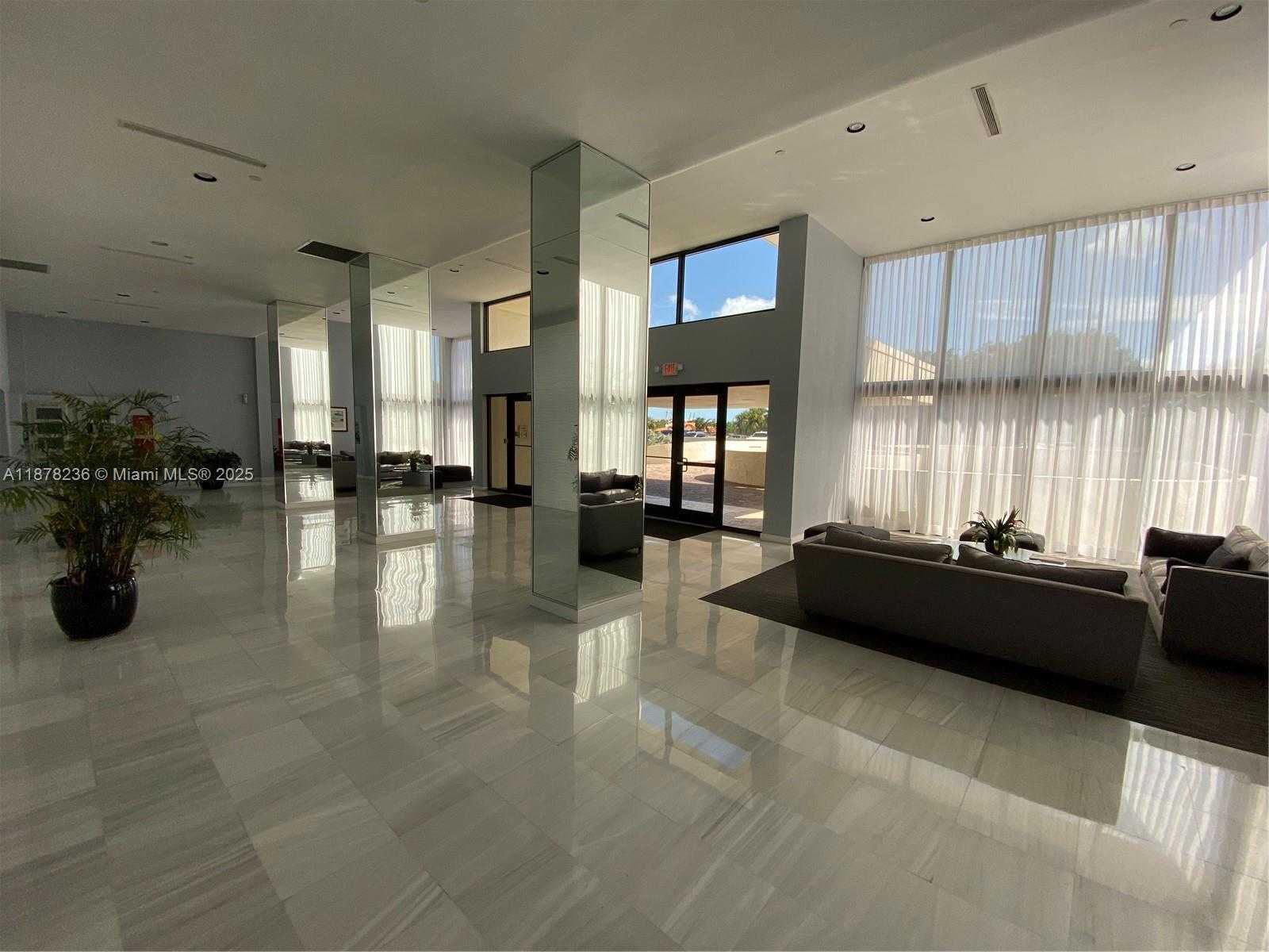 Small Image of 801 NORTH VENETIAN DRIVE #202, Miami Number 39
