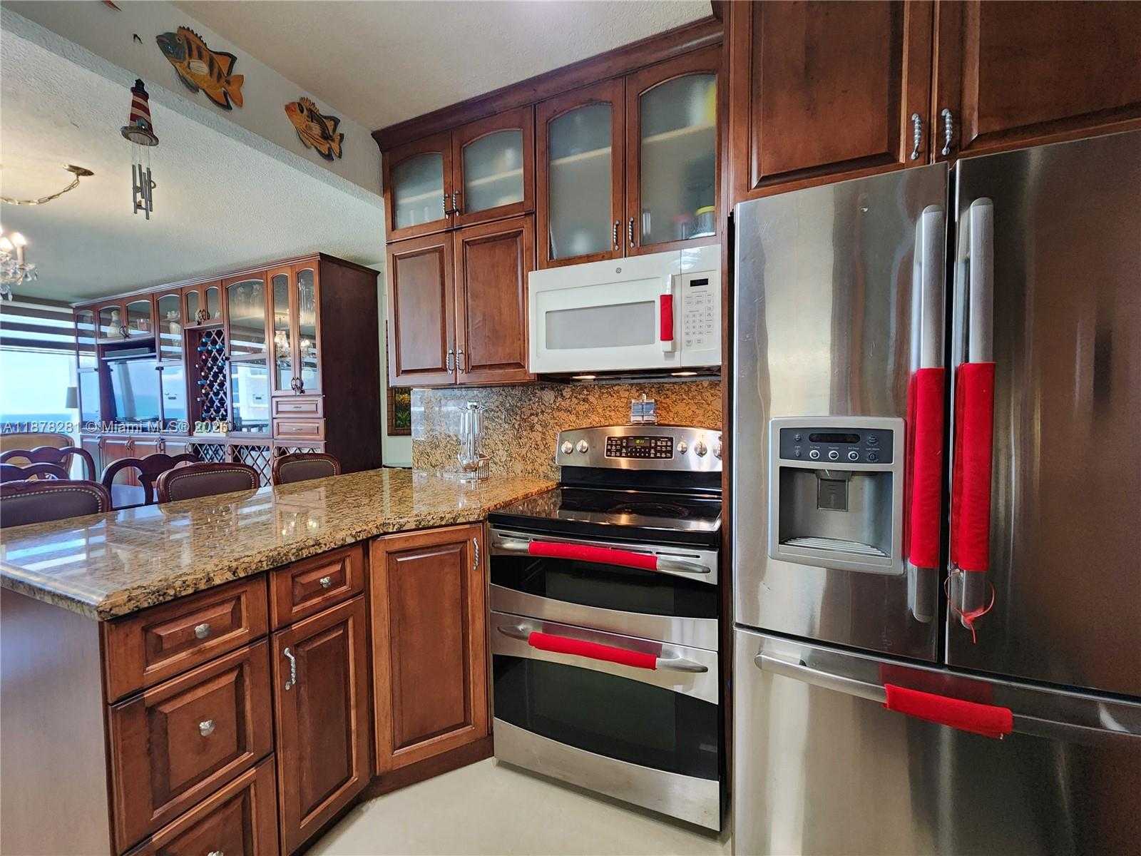 Small Image of 3505 SOUTH OCEAN DR #1006, Hollywood Number 12