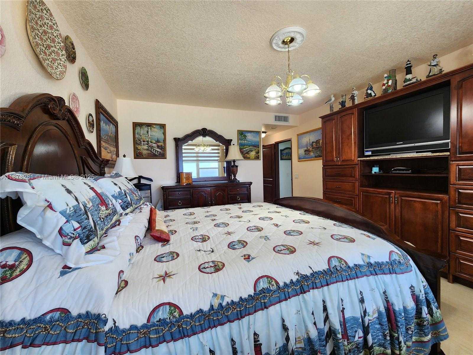 Small Image of 3505 SOUTH OCEAN DR #1006, Hollywood Number 15