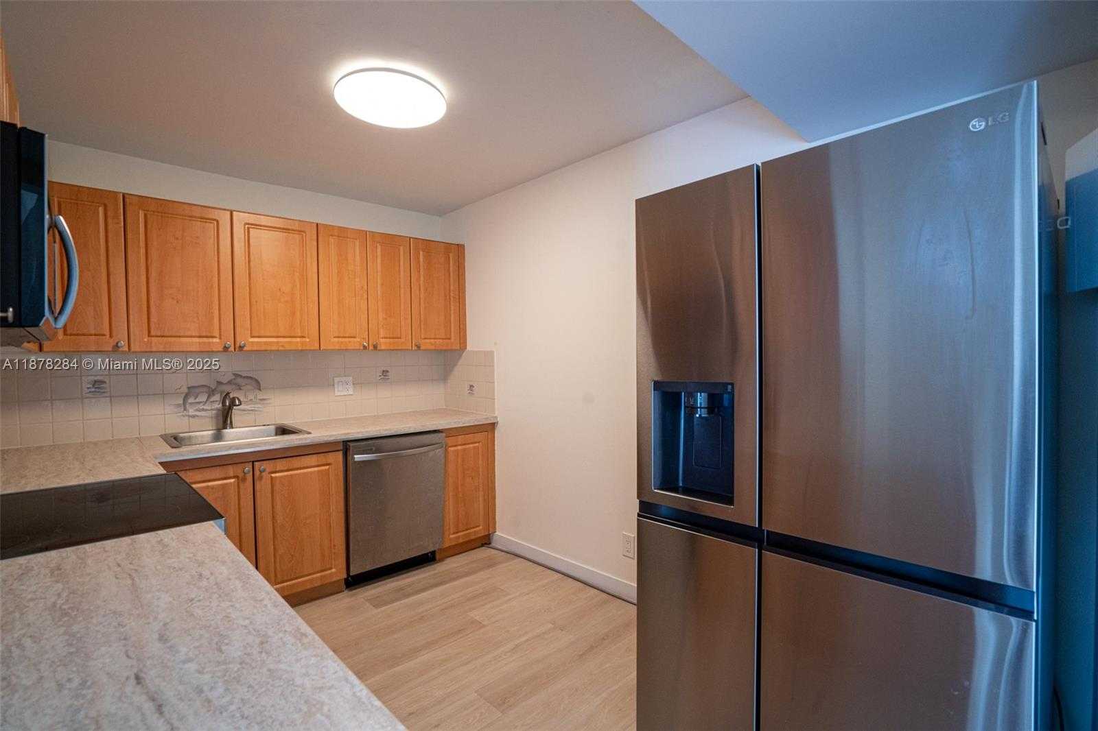 Small Image of 2500 PARKVIEW DR #2020, Hallandale Beach Number 11