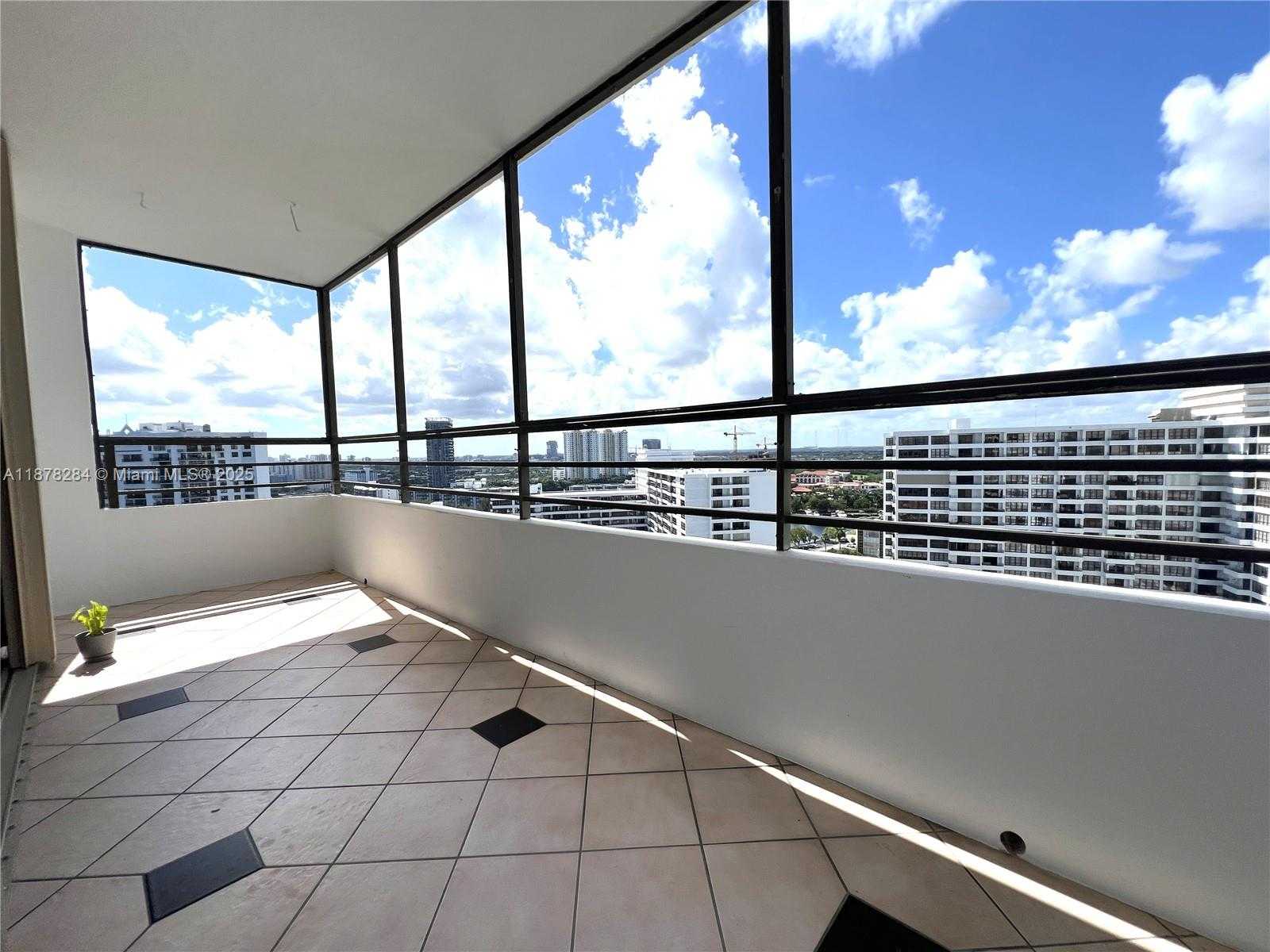 Small Image of 2500 PARKVIEW DR #2020, Hallandale Beach Number 26
