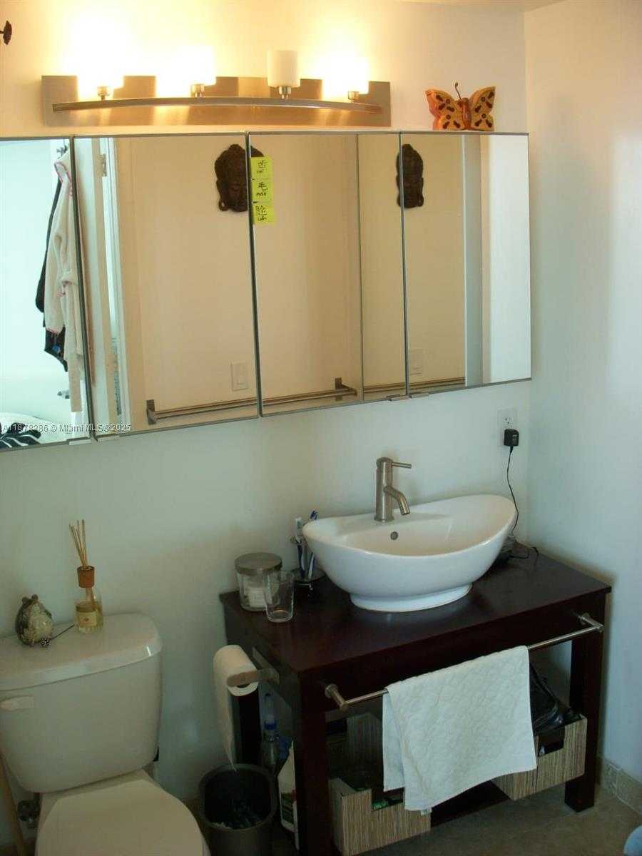 Small Image of 350 SOUTH MIAMI AVE #3409, Miami Number 10