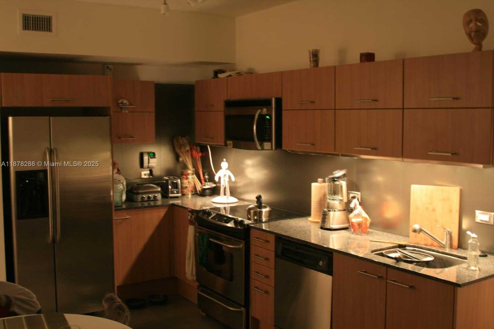 Small Image of 350 SOUTH MIAMI AVE #3409, Miami Number 5