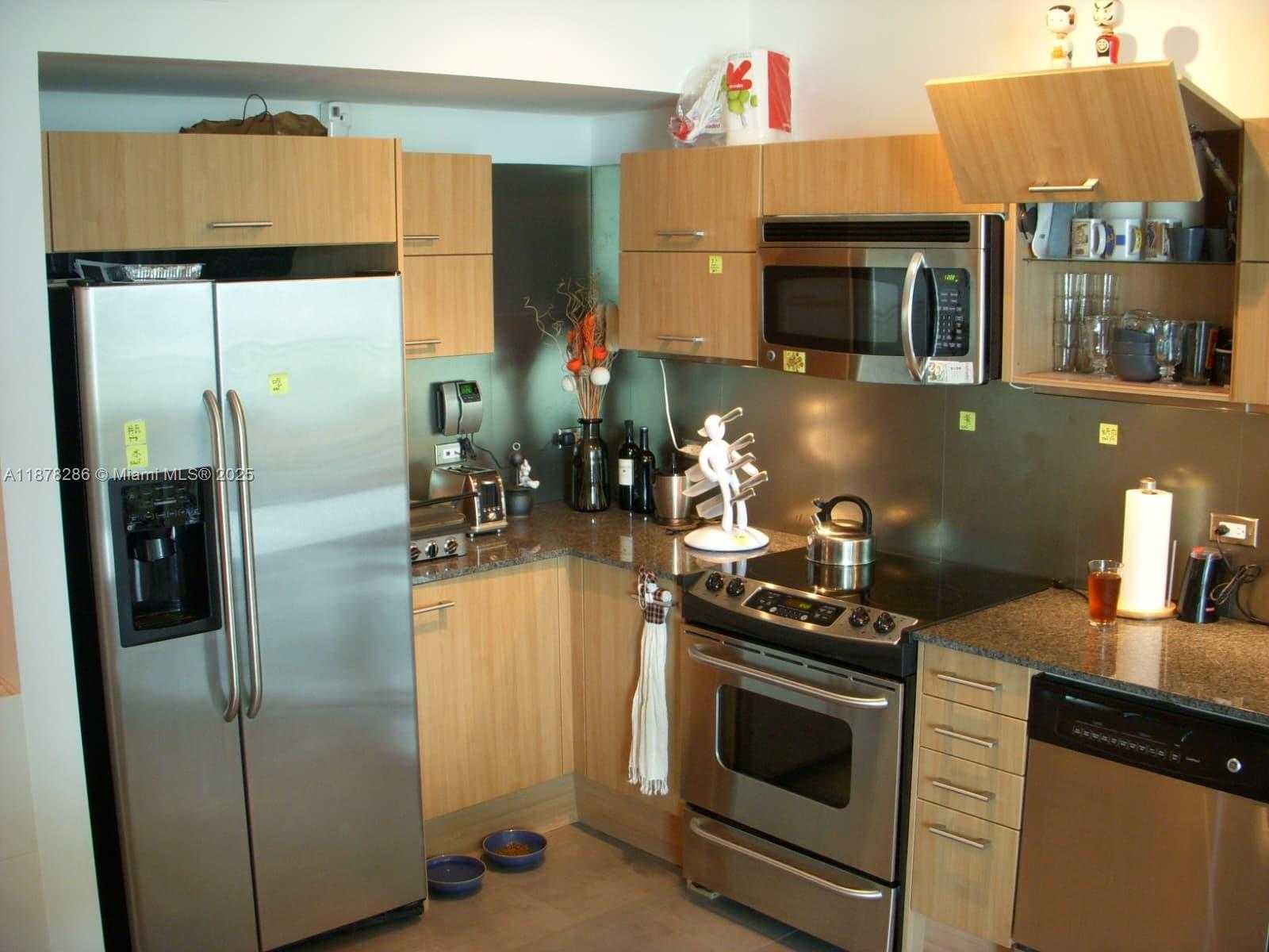 Small Image of 350 SOUTH MIAMI AVE #3409, Miami Number 9