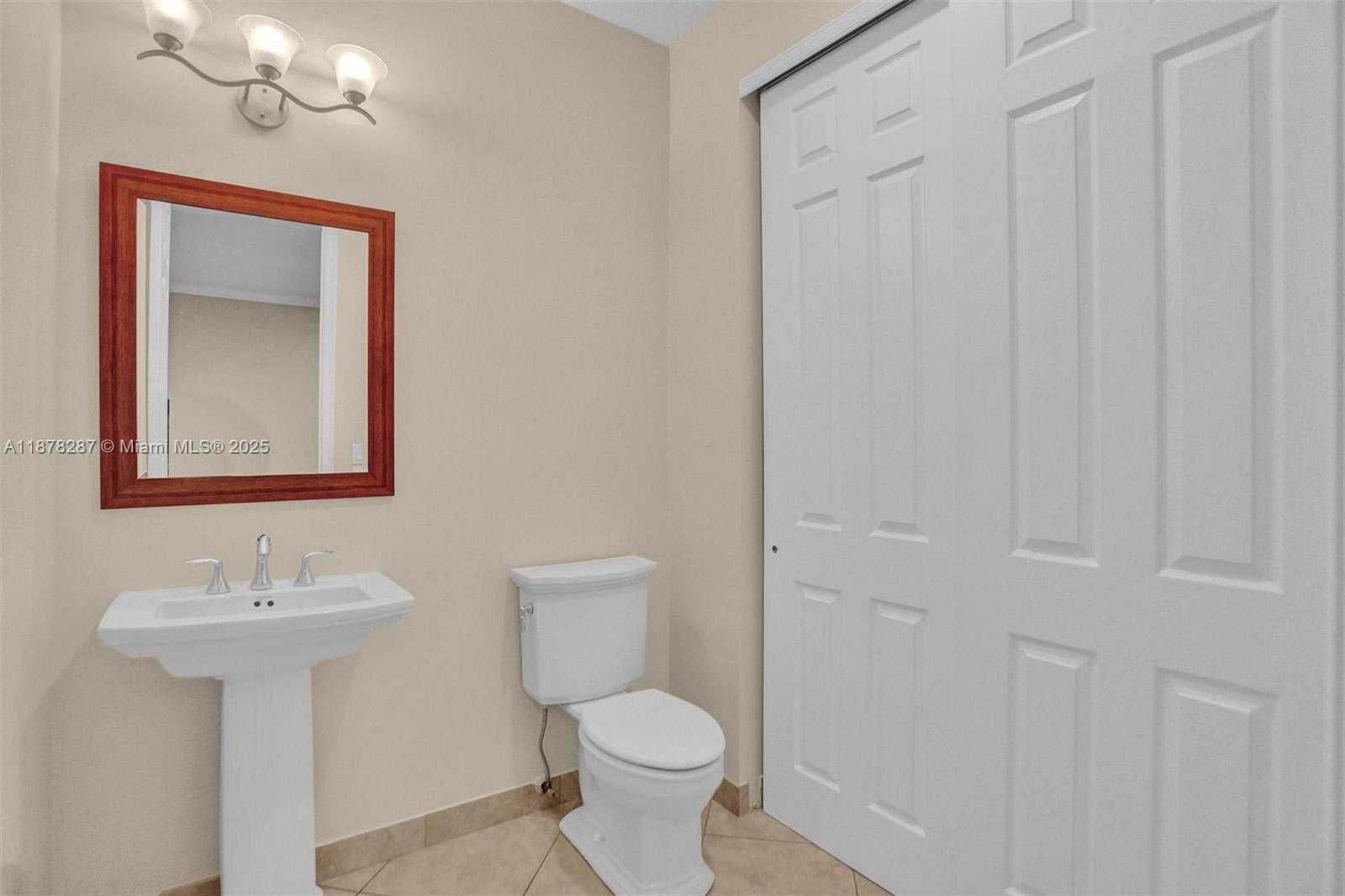 Small Image of 427 SOUTH EAST 13TH ST, Fort Lauderdale Number 19