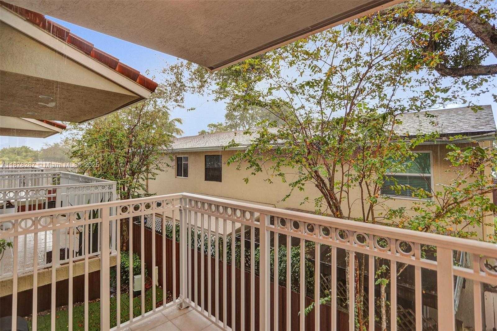 Small Image of 427 SOUTH EAST 13TH ST, Fort Lauderdale Number 36