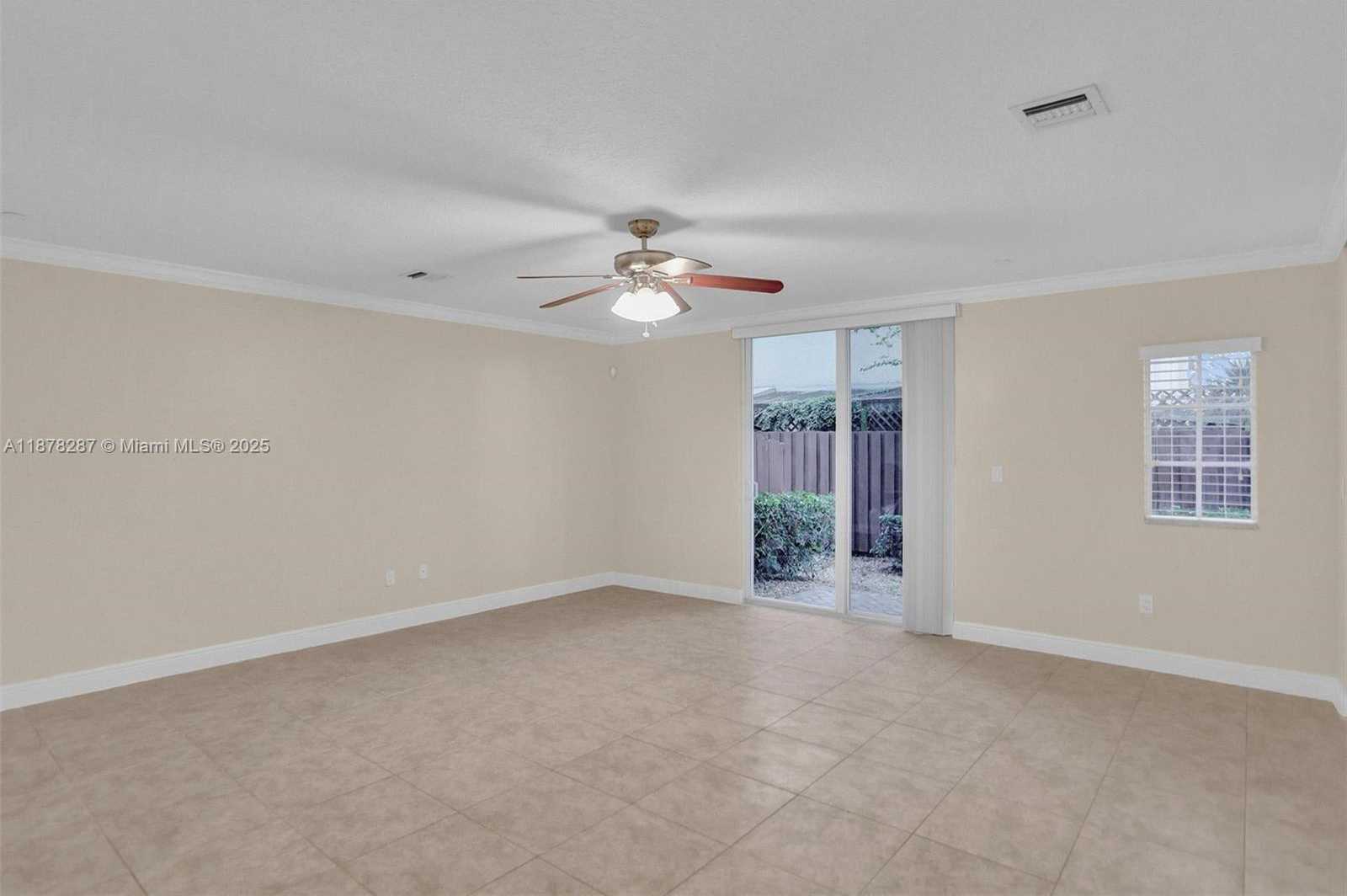 Small Image of 427 SOUTH EAST 13TH ST, Fort Lauderdale Number 5