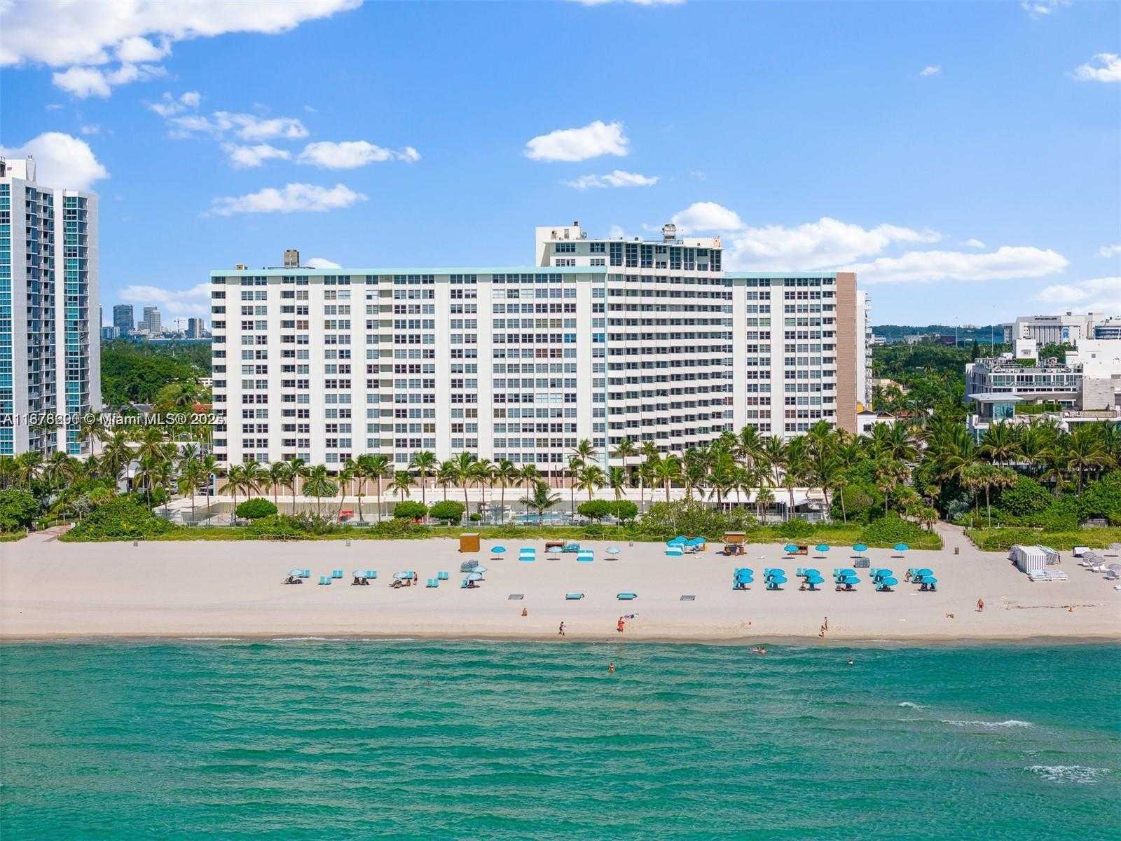 Small Image of 2899 COLLINS AVE #1021, Miami Beach Number 35