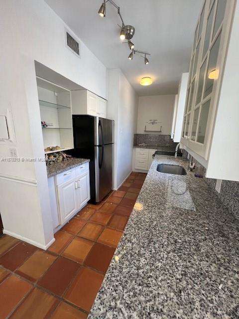 Small Image of 610 8TH ST #203, Miami Beach Number 10