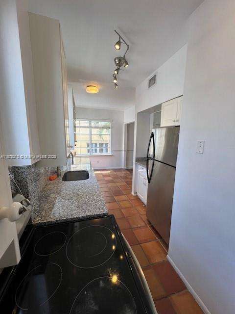 Small Image of 610 8TH ST #203, Miami Beach Number 11