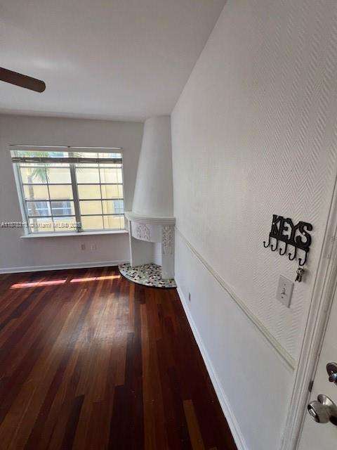 Small Image of 610 8TH ST #203, Miami Beach Number 3