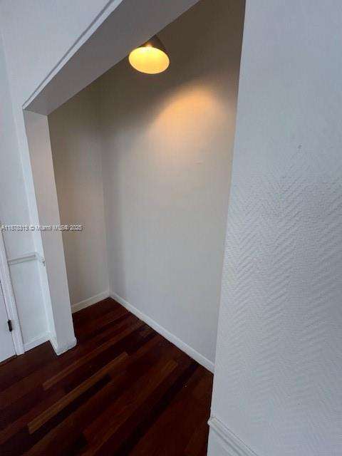 Small Image of 610 8TH ST #203, Miami Beach Number 6