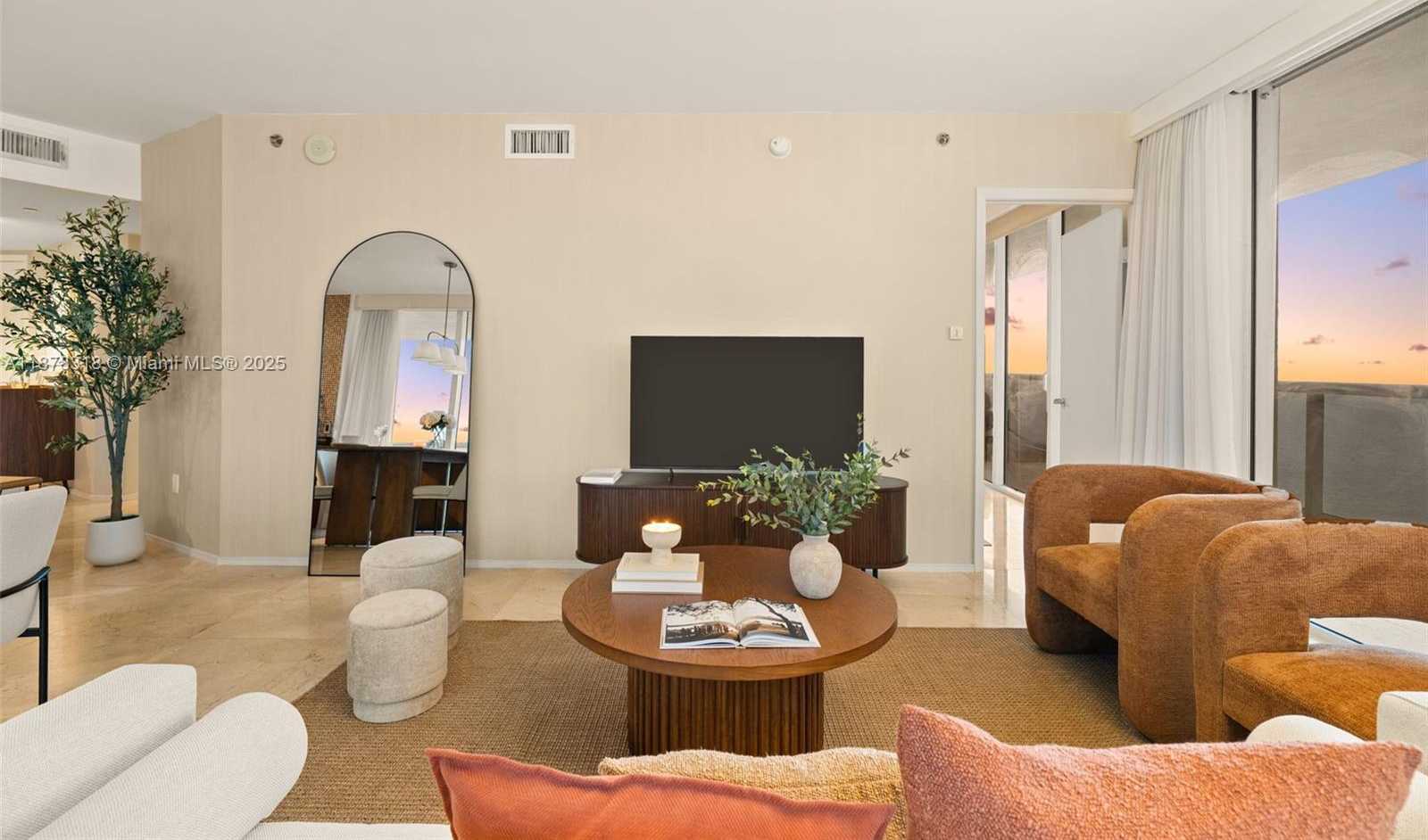 Small Image of 1830 SOUTH OCEAN DR #2306, Hallandale Beach Number 12
